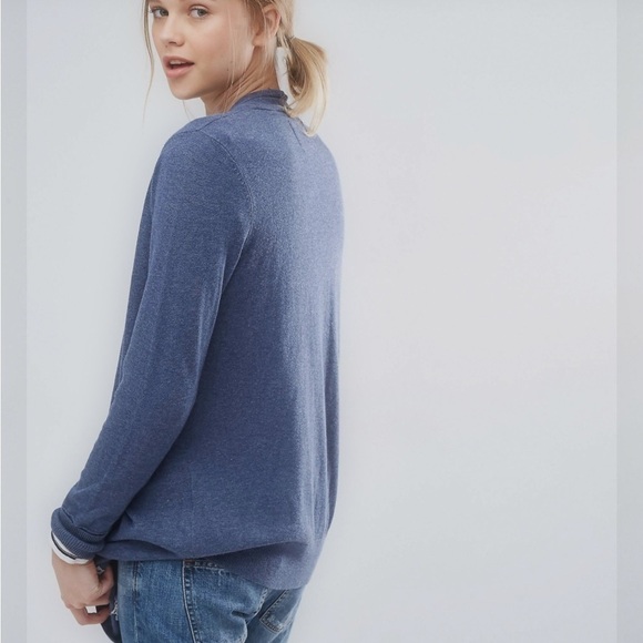 Abercrombie and Fitch Navy Blue Drape Waterfall Cardigan Small - Picture 4 of 12